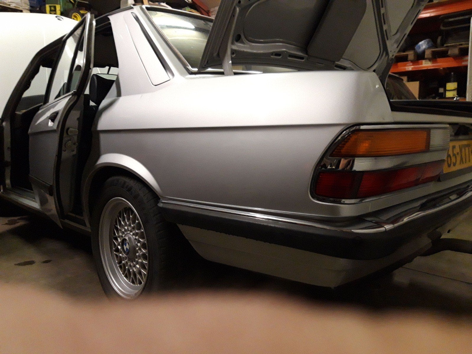 BMW E28 520i 1982, Auto's, Automaat, 4 deurs, Achterwielaandrijving, Elektrische ramen