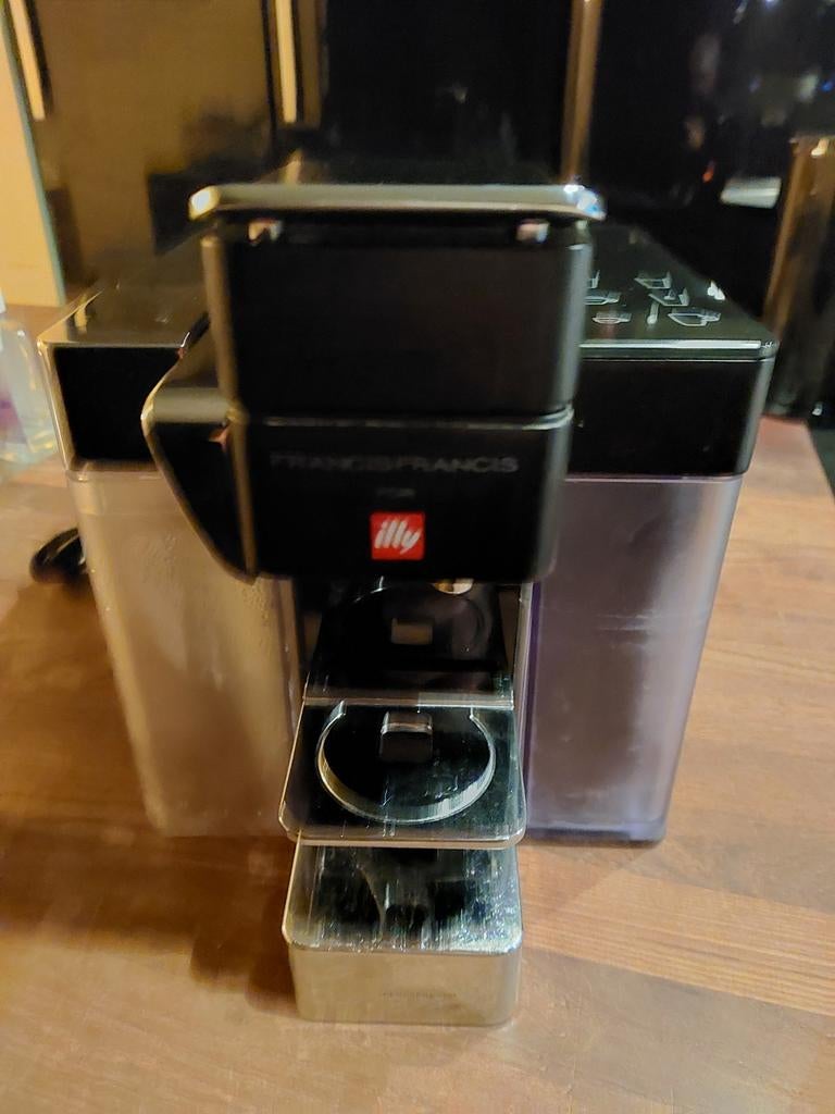 Illy Yperespresso, Verzenden, 10 kopjes of meer, Koffiemachine, Zo goed als nieuw