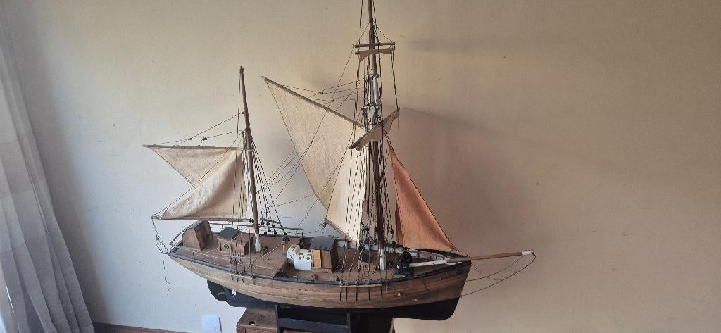 Maquette de bateau, Enlèvement
