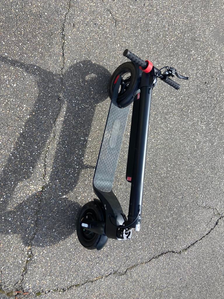 Te koop step Mobile Future X8 350W 10Ah, Fietsen en Brommers, Steps, Zo goed als nieuw, Ophalen