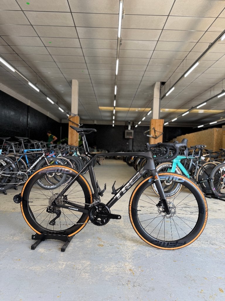 Trek Madone SL6 Di2 Carbon Racefiets, Ophalen, Zo goed als nieuw