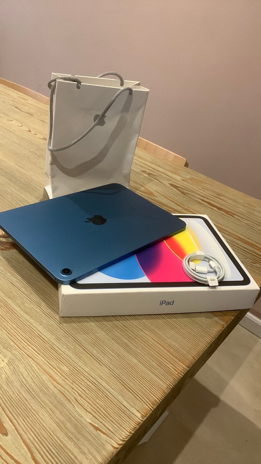 Ipad (10th Generation) WI-FI, Verzenden, Zo goed als nieuw