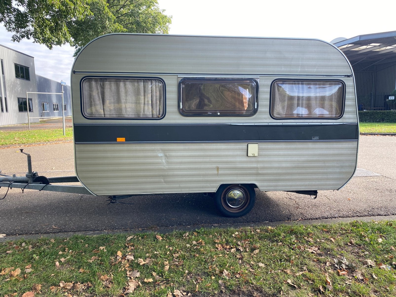Avento 335 caravan 🏖🏖, Standaardzit, Avento, Hefdak, Dwarsbed