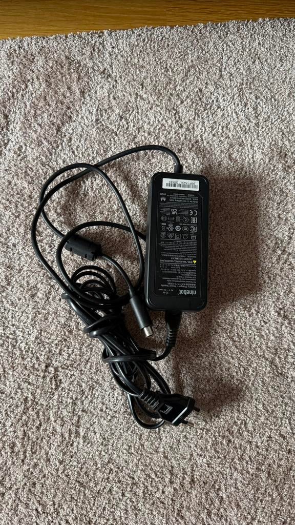 Chargeur de trottinette, Enlèvement, Neuf