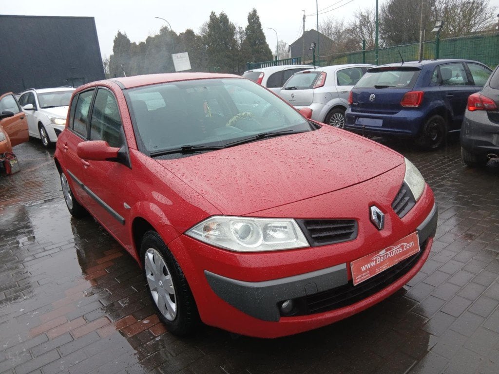 RENAULT MEGANE, Autos, Rouge, Achat, Entreprise, 72 kW