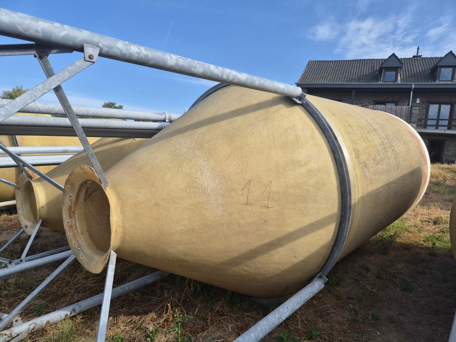 SILO POLYESTER:  11 TONNES., Articles professionnels, Enlèvement