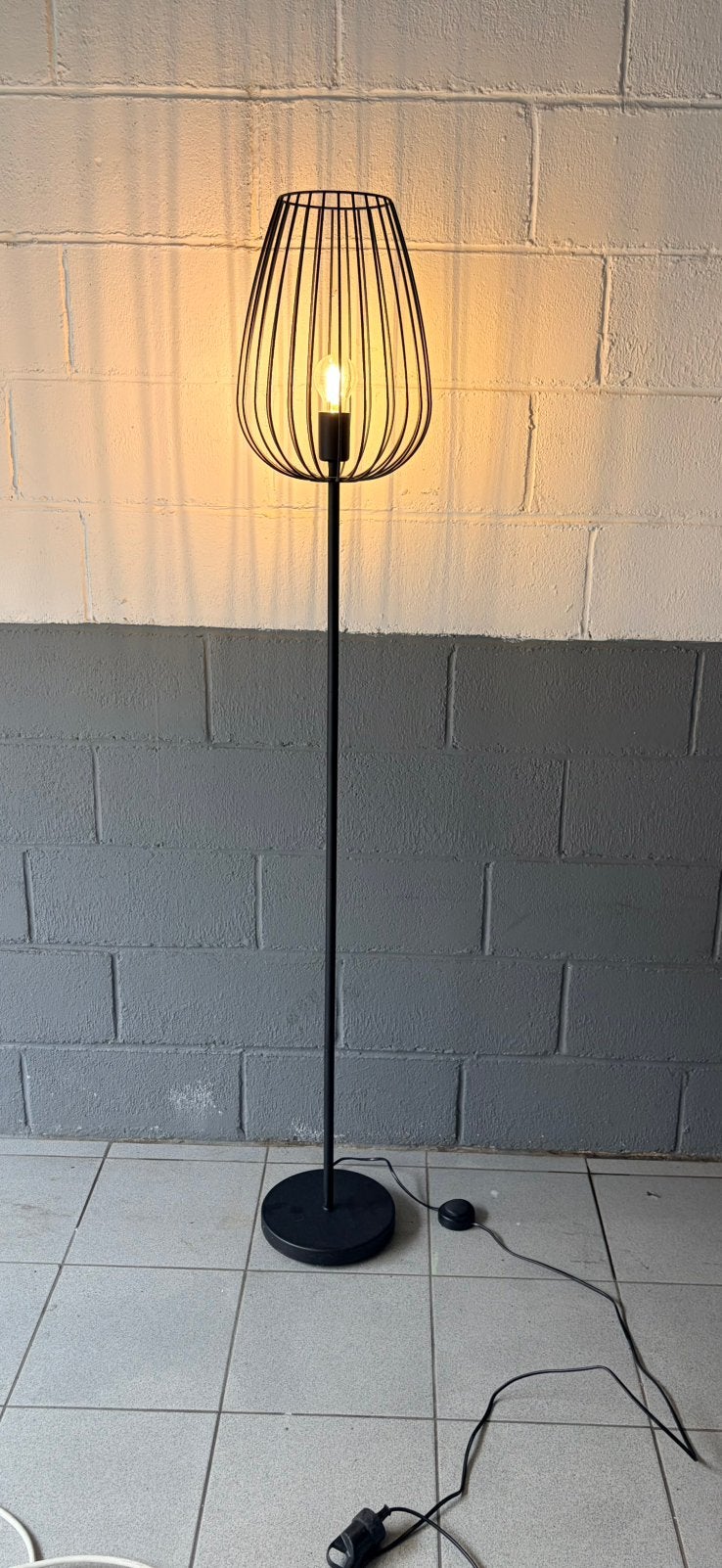 Lampe design noire, Maison & Meubles, Lampes | Lampadaires, Enlèvement, Comme neuf