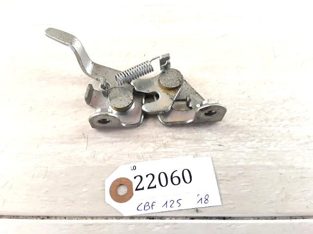 CB125F 2015 - 2020 Honda Slot Zadelslot mechanisme D1-39875