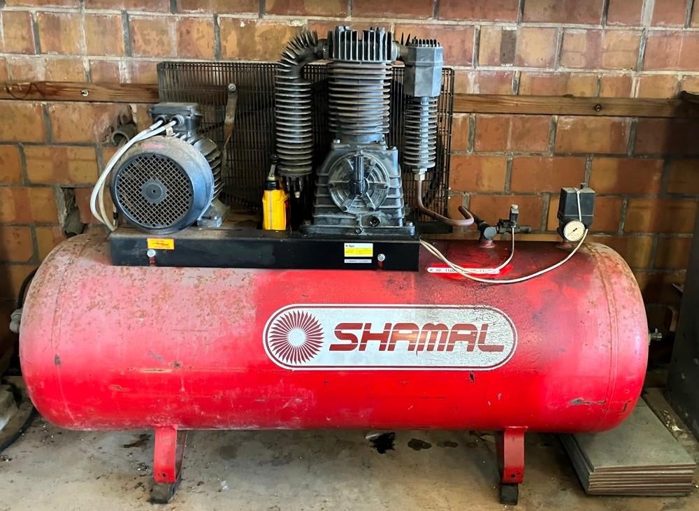 Compresseur Shamal K50 500 liter., Doe-het-zelf en Bouw, Compressors, 100 liter of meer, Ophalen, Gebruikt, 10 bar of meer