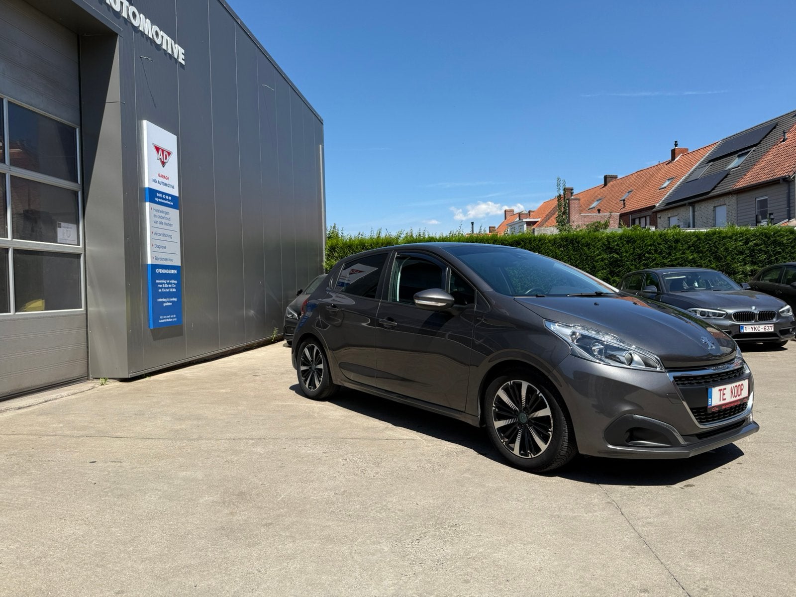 Peugeot 208 benzine te koop, Auto's, Peugeot, Voorwielaandrijving, 4 deurs, 1199 cc, Bedrijf