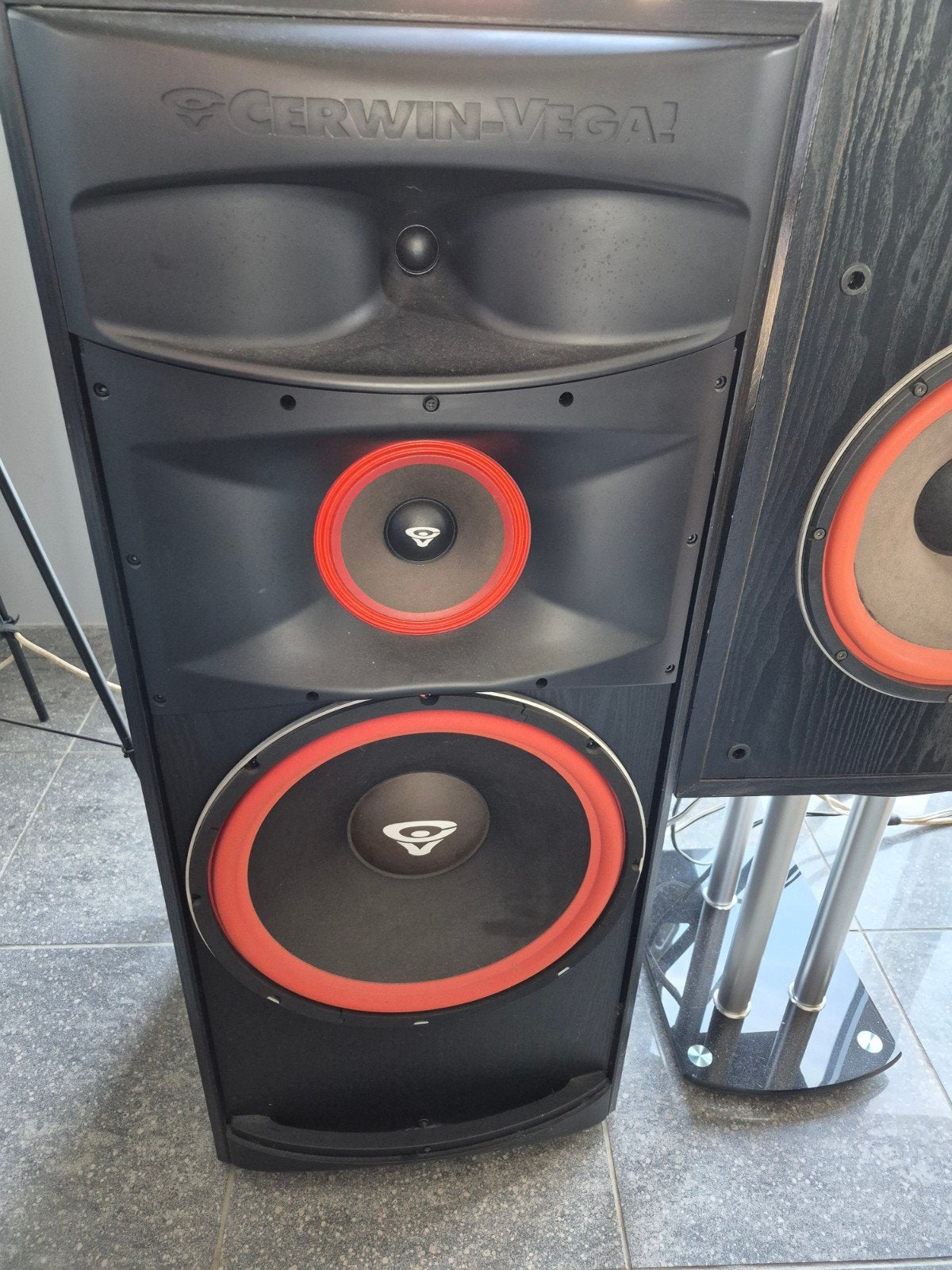 cerwin vega xls 15, Bass-reflex, Enlèvement