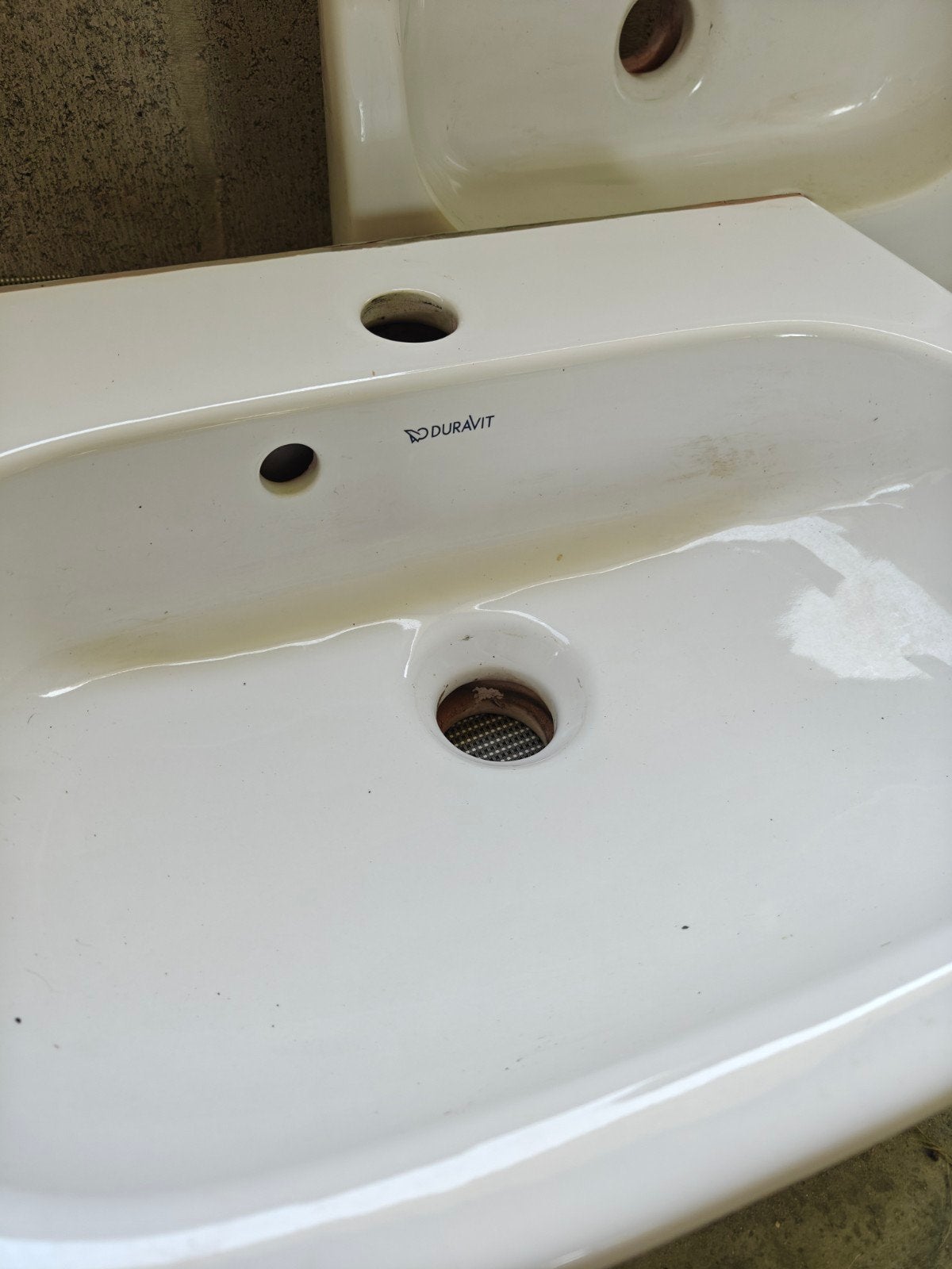 lavabo Duravit, Enlèvement