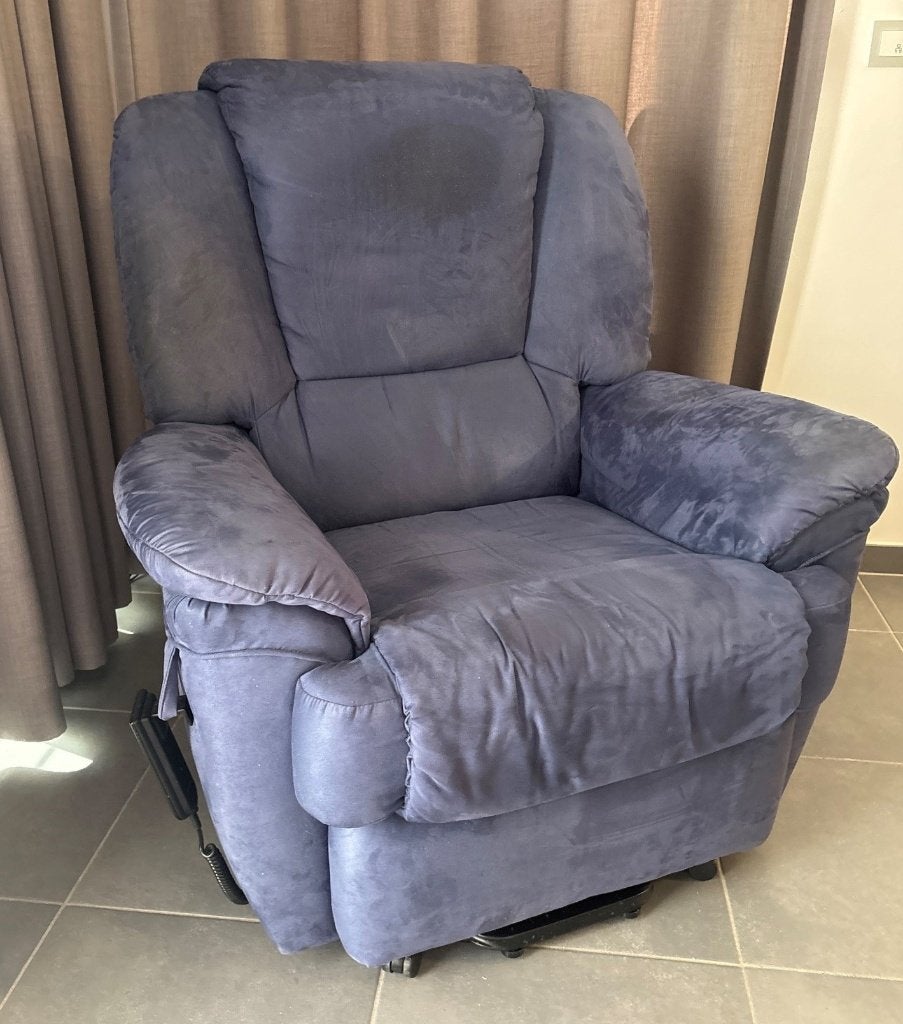 Fauteuil relax électrique en tissu suède, Maison & Meubles, Enlèvement, Utilisé, 75 à 100 cm
