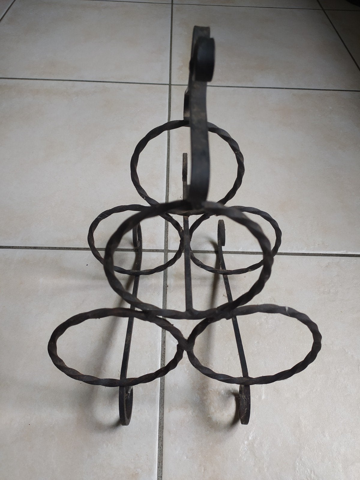 Porte bouteille en fer forgé, Maison & Meubles, Accessoires pour la Maison | Porte-bouteilles, Enlèvement