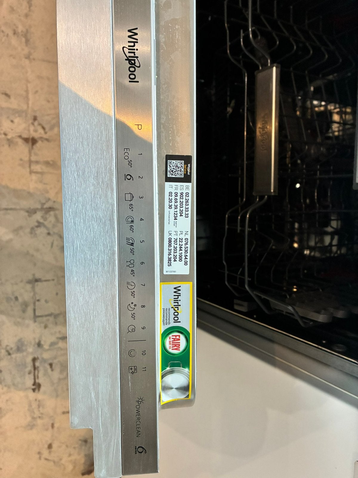 Nieuwe whirlpool vaatwas, Elektronische apparatuur, Ophalen, Zo goed als nieuw, Inbouw