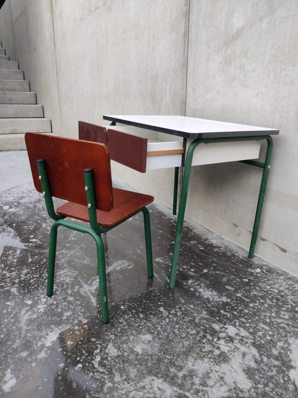 kinder bureau, ikea home, peuter en kleuter bureau, Kinderen en Baby's, Ophalen