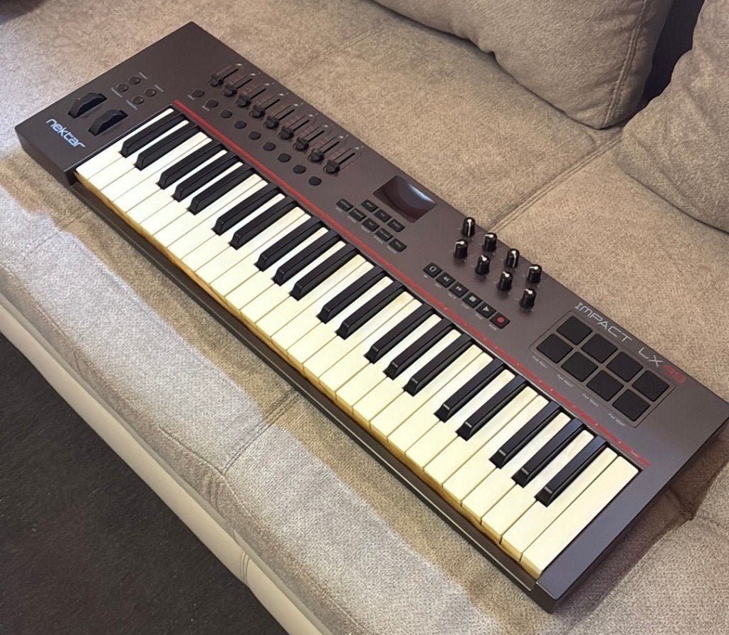 Nektar Impact LX49 midi controller, Muziek en Instrumenten, Midi-apparatuur, Ophalen of Verzenden, Zo goed als nieuw