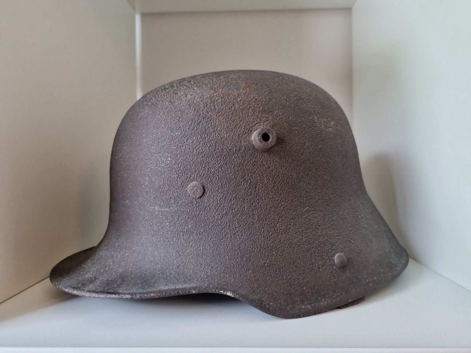 Stahlhelm allemand M16/M17 WW I taille 64 — avec doublure d', Enlèvement ou Envoi