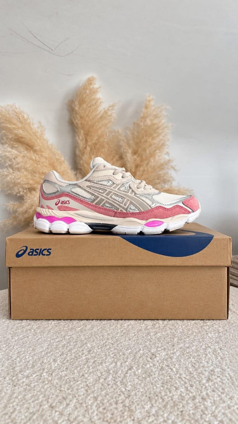 ASICS Sneakers te koop!, Kinderen en Baby's, Ophalen, Zo goed als nieuw