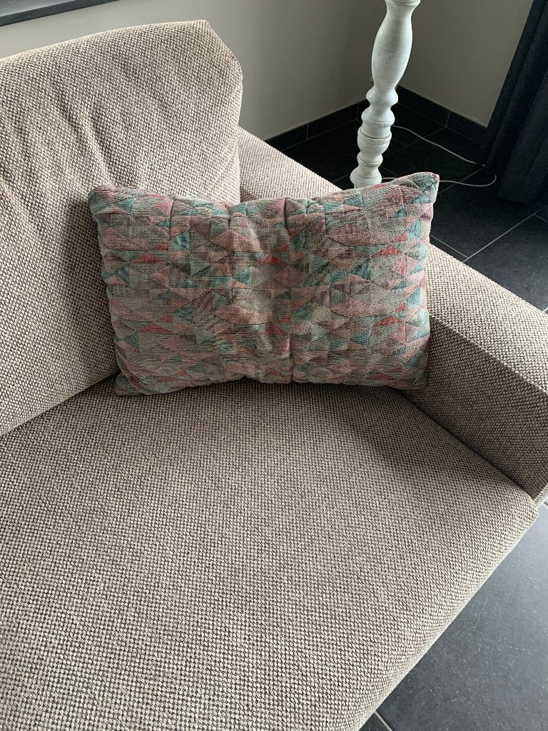 Vintage Sierkussen met Geometrisch Tapijtpatroon, Huis en Inrichting, Ophalen of Verzenden, Gebruikt, Grijs, Sierkussen