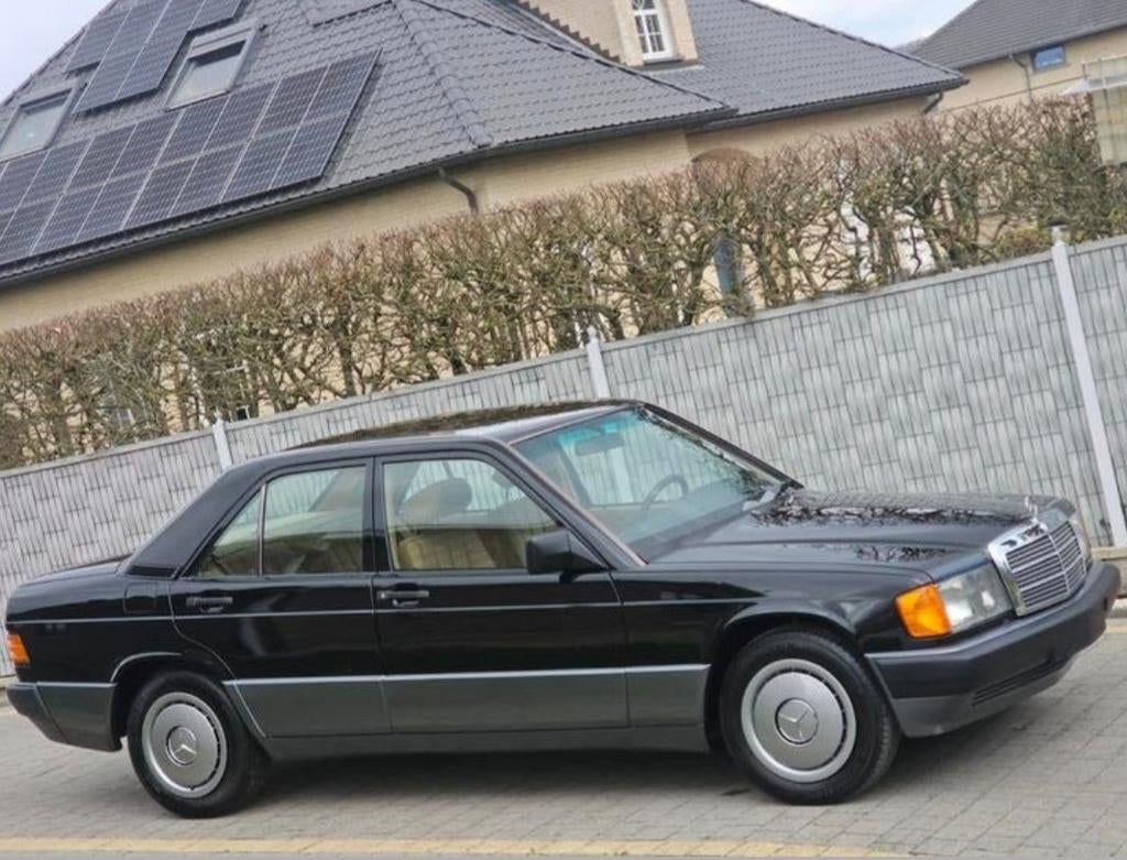 Mercedes 190E 2.0 Automaat Gereserveerd, Auto's, Oldtimers, Particulier, ABS, Centrale vergrendeling, Mistlampen, Verwarmde buitenspiegels