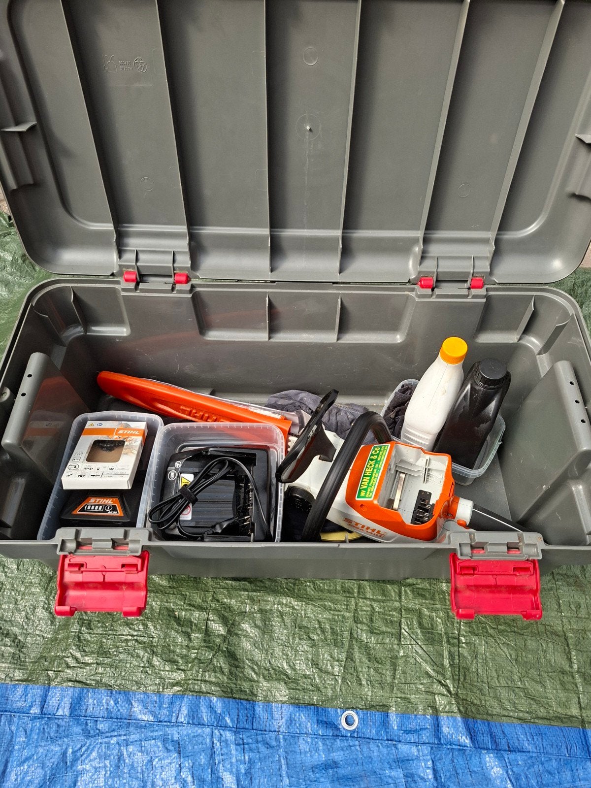 Stihl accu kettingzaag (zie info), Doe-het-zelf en Bouw, Ophalen