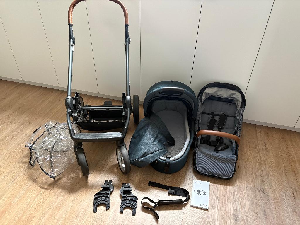 Mutsy evo kinderwagen, Enfants & Bébés, Tige de poussée réglable, Enlèvement, Utilisé, Poussette