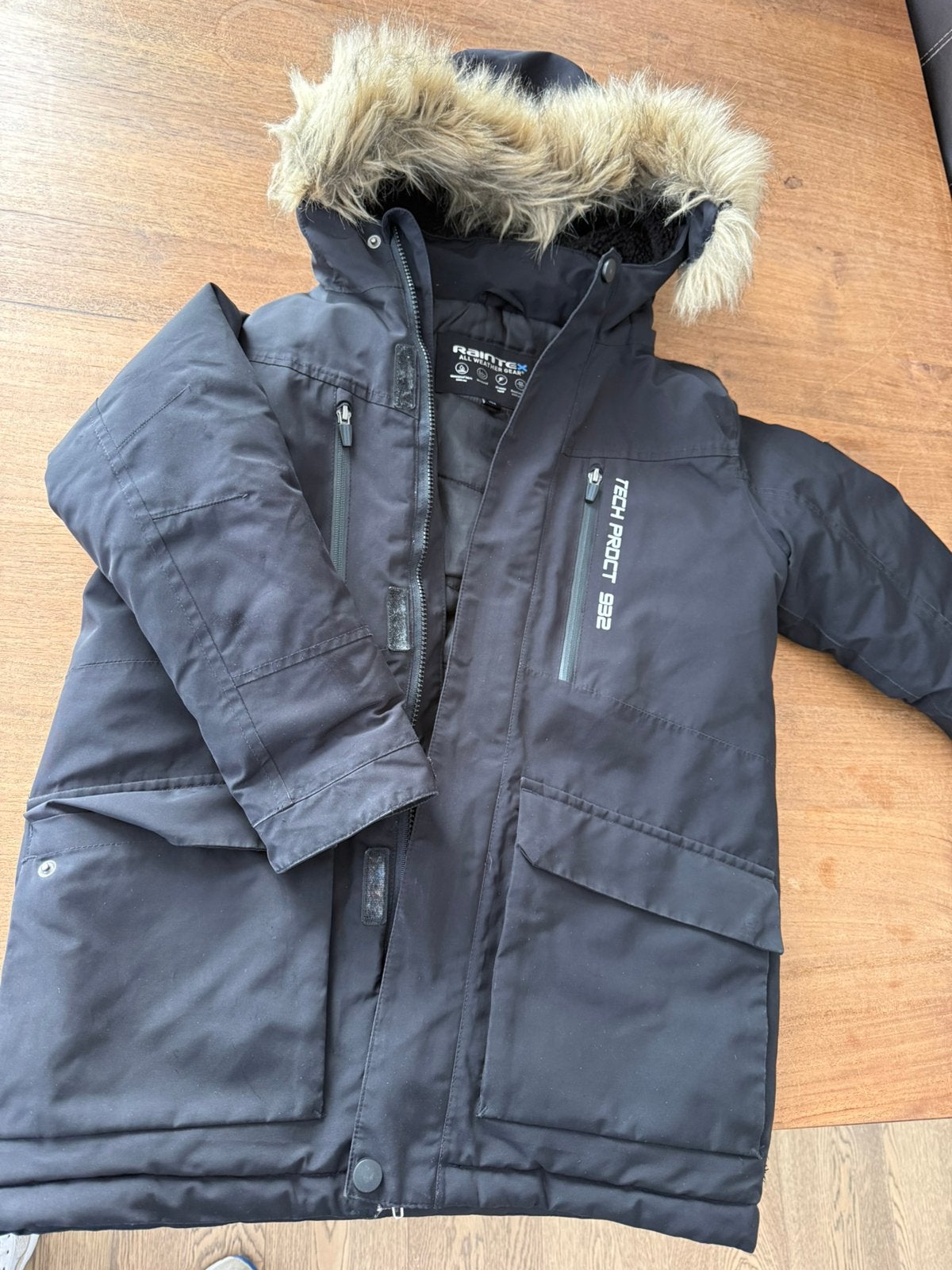Winterjas zwart maat 152, Ophalen, Zo goed als nieuw, Jongen, Jas