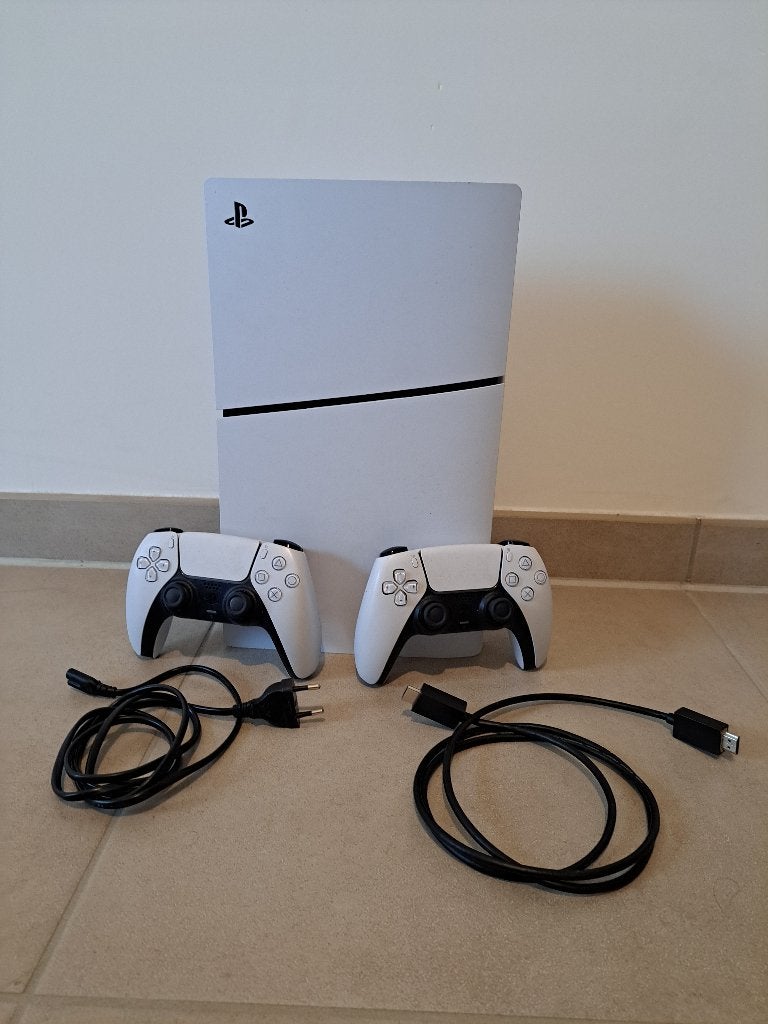 Ps5 digital 2 controllers, Games en Spelcomputers, Ophalen, Overige genres, Eén computer, Refurbished