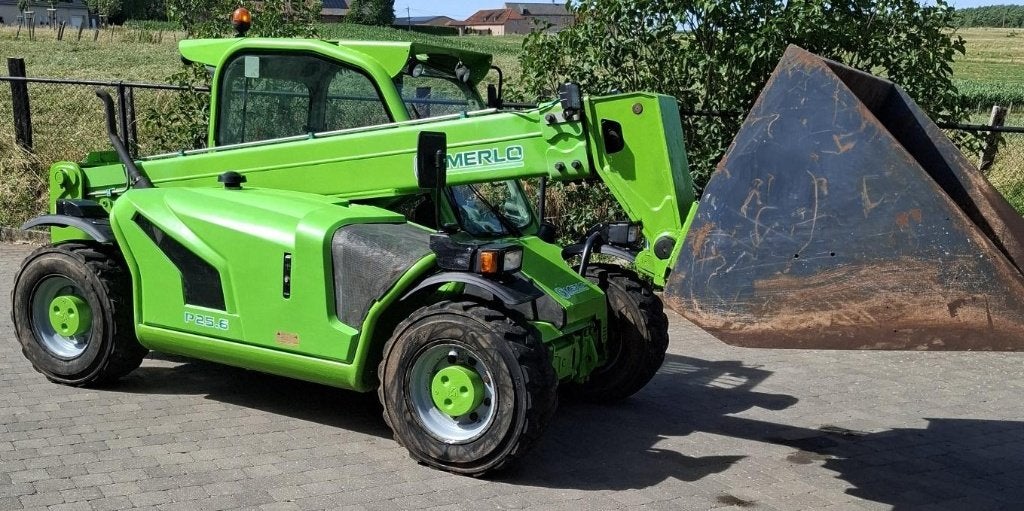 Merlo, Zakelijke goederen, Ophalen, Verreiker