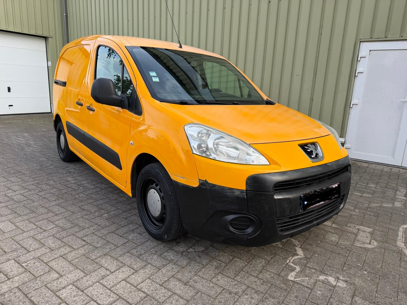 Peugeot Partner 1.6HDi Gekeurd, Auto's, Bestelwagens en Lichte vracht, Particulier, ABS, Airbags, Airconditioning, Alarm, Boordcomputer