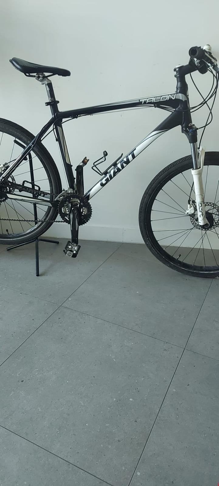 mountainbike Giant 27.5 inch volledig in orde, Fietsen en Brommers, Ophalen of Verzenden, Giant
