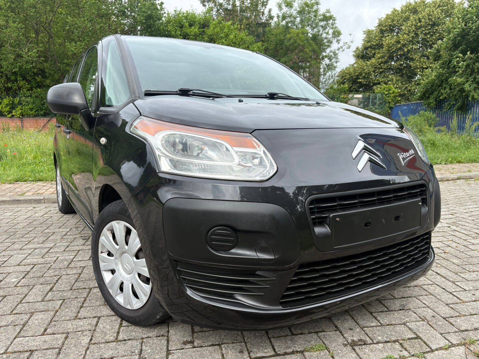 CITROEN C3 Picasso 1.4 benzine 120.000 km 1e eigenaar, Auto's, Euro 5, Zwart, Zwart, Bedrijf