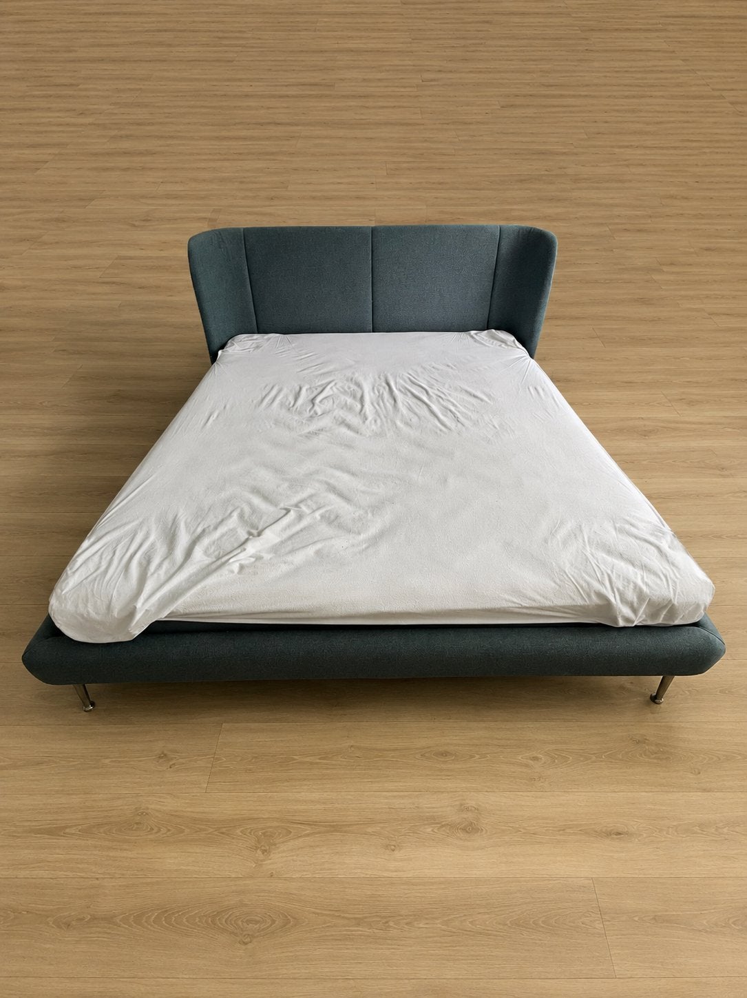 Dubbel bed lattenbodem met nieuwe matras, Ophalen, Gebruikt, Blauw, Tweepersoons