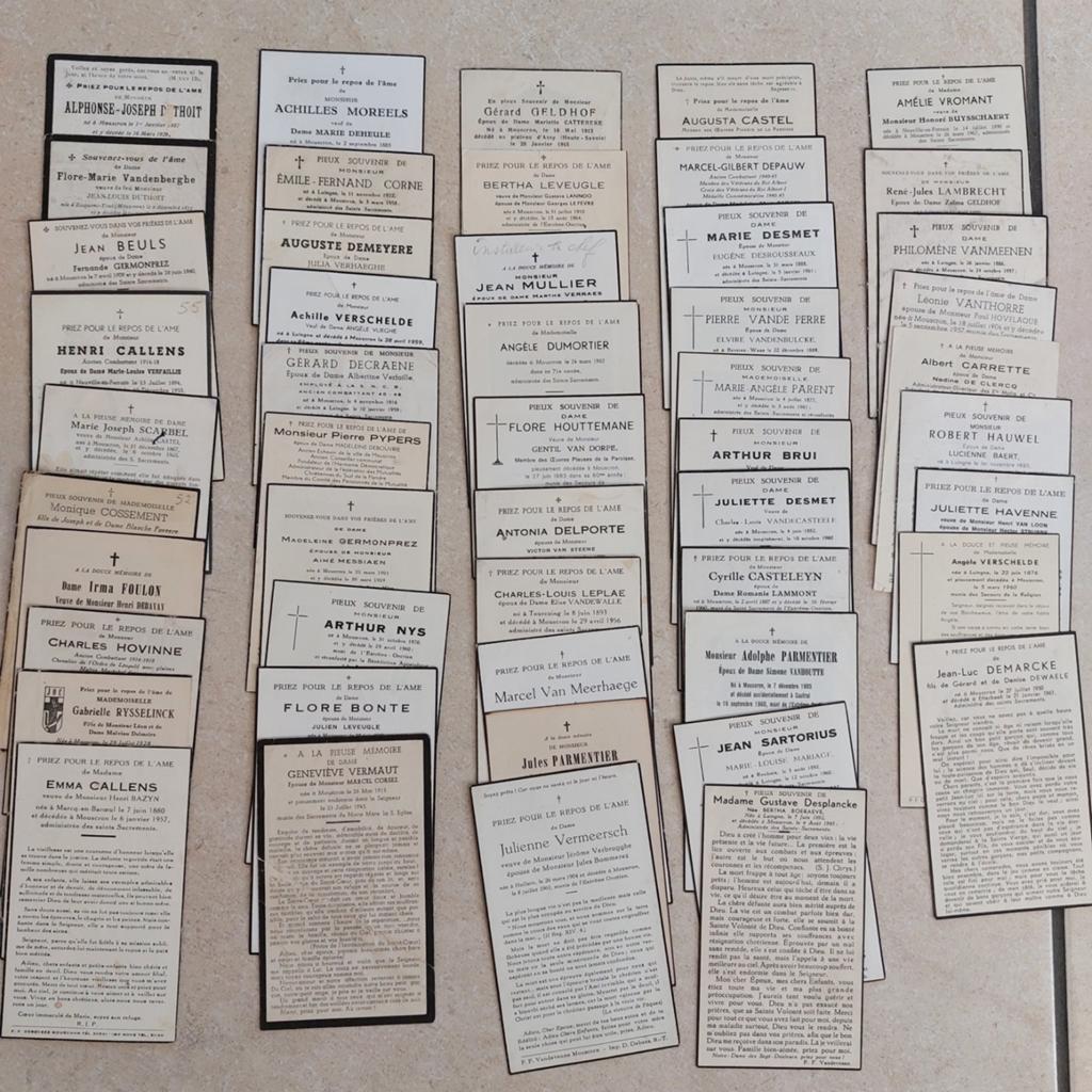 Lot van 50 oude doodsprentjes van Moeskroen, Enlèvement ou Envoi