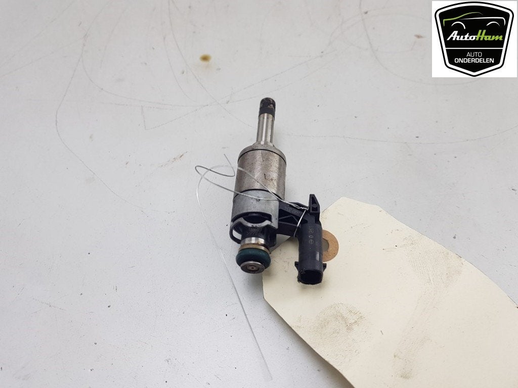 INJECTEUR Seat Leon ST (5FF) (01-2012/08-2020), Autos : Pièces & Accessoires, Robert Bosch AG, Utilisé, Seat, Robert-Bosch-Allee 1
74232  Abstatt, DE