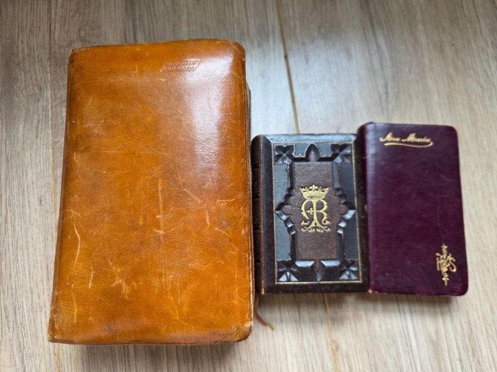 3 Missalen, Antiek en Kunst, Ophalen of Verzenden