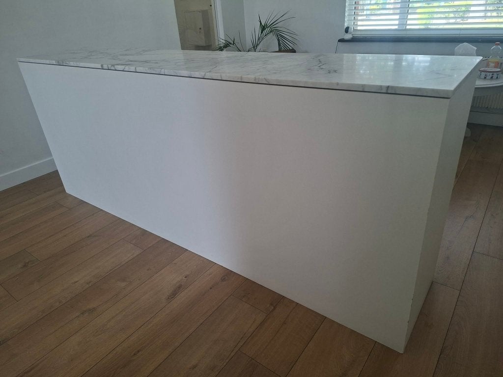 Kast/ dressoir/ kassa / toonbank/ met marmeren blad, 25 à 50 cm, 200 cm ou plus, Comme neuf, Enlèvement