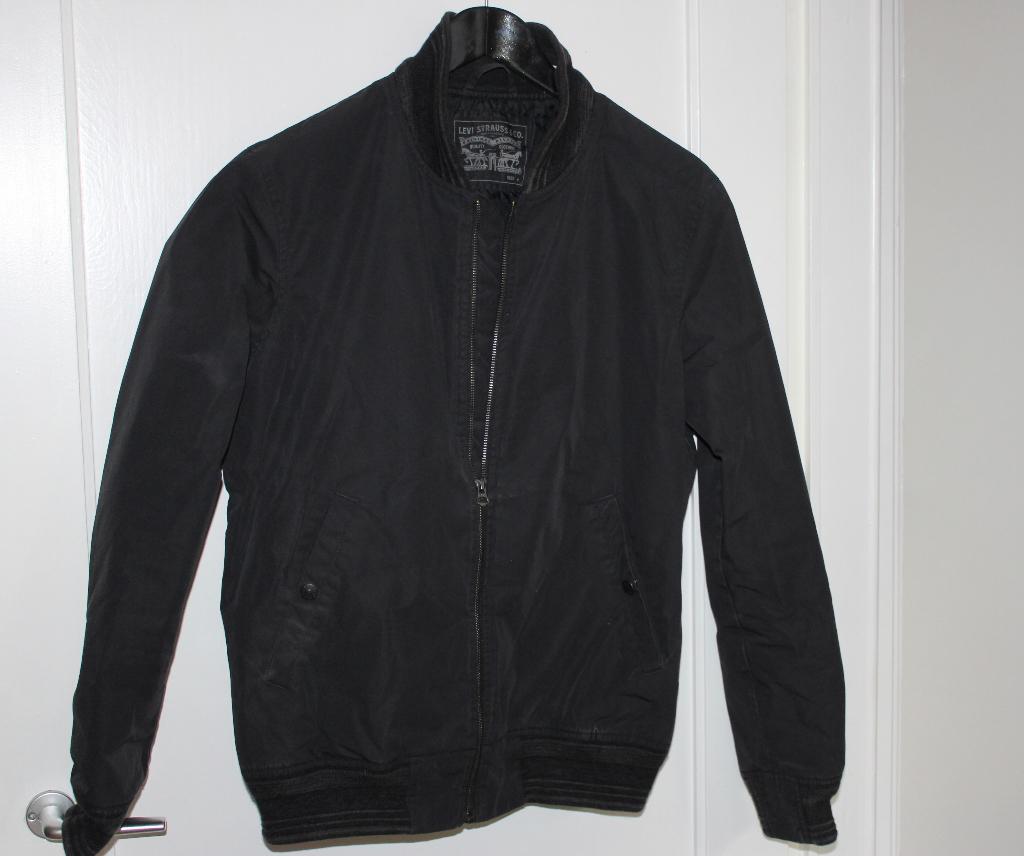 Bomber Jacket Levi's Medium, Kleding | Heren, Levi's, Maat 48/50 (M), Zwart, Ophalen of Verzenden