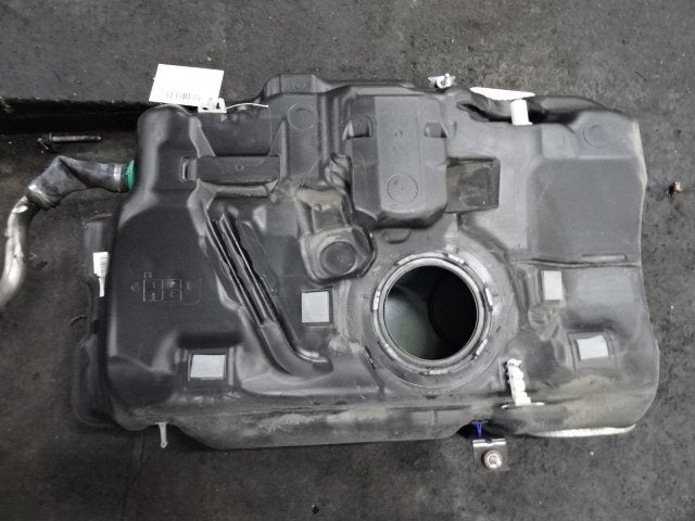 BRANDSTOFTANK Mercedes-Benz CLA (117.3) (01-2013/03-2019), Gebruikt, Mercedes-Benz, Dialog.mb@mercedes-benz.com, Mercedes-Benz AG