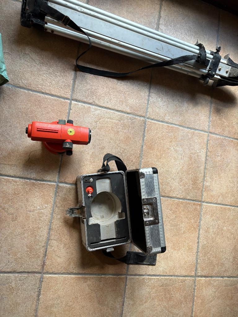 Lunette de chantier, Ophalen, Gebruikt, Met statief