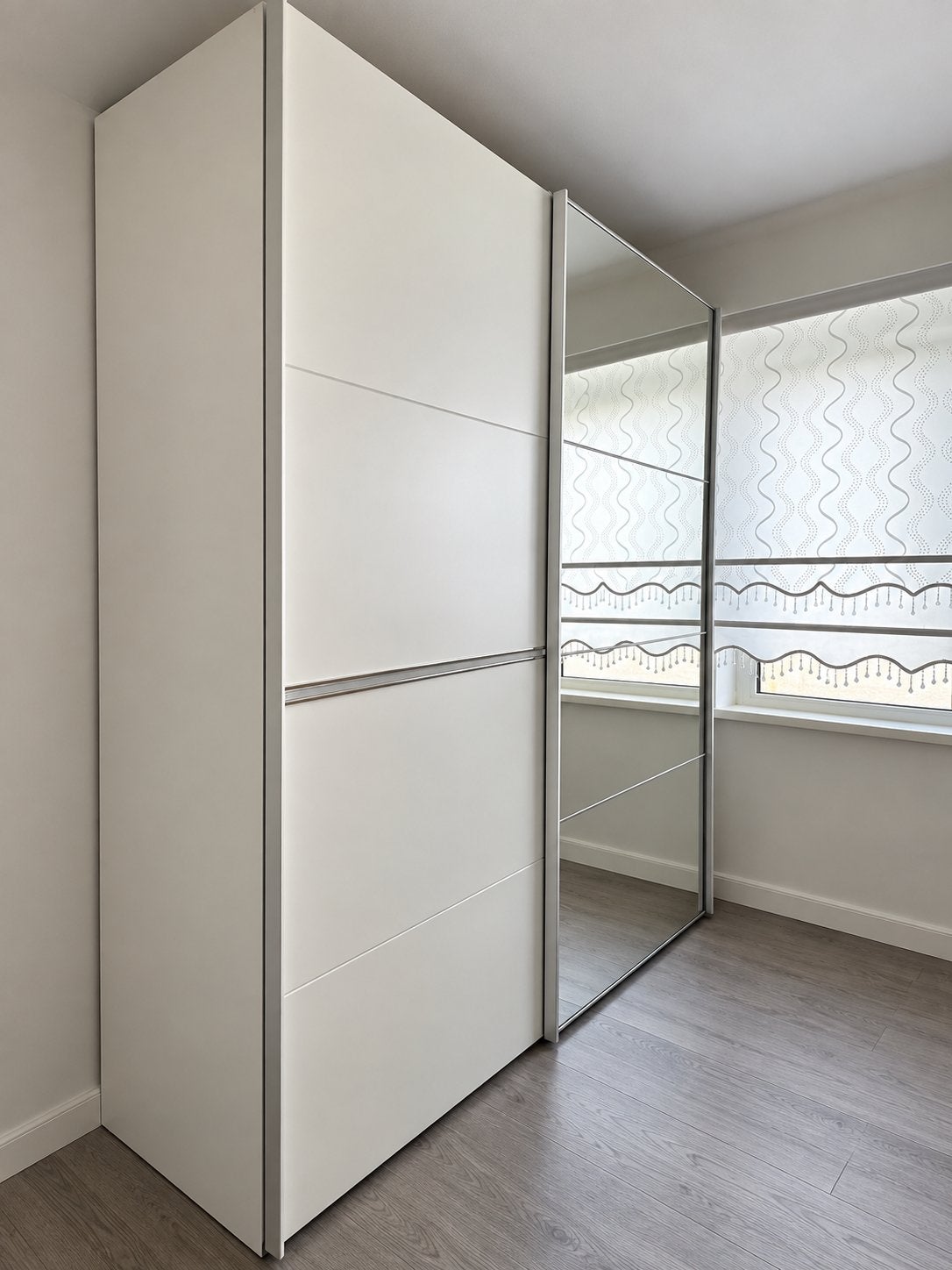 GRATIS witte kleerkast met spiegel, Huis en Inrichting, Ophalen, Gebruikt, 200 cm of meer, 150 tot 200 cm