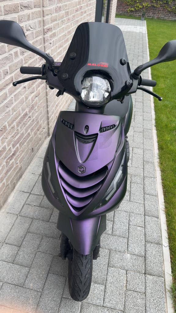 Piaggio zip, Fietsen en Brommers, Scooters | Piaggio, Zo goed als nieuw, Zip, Klasse A (25 km/u), Benzine, Ophalen
