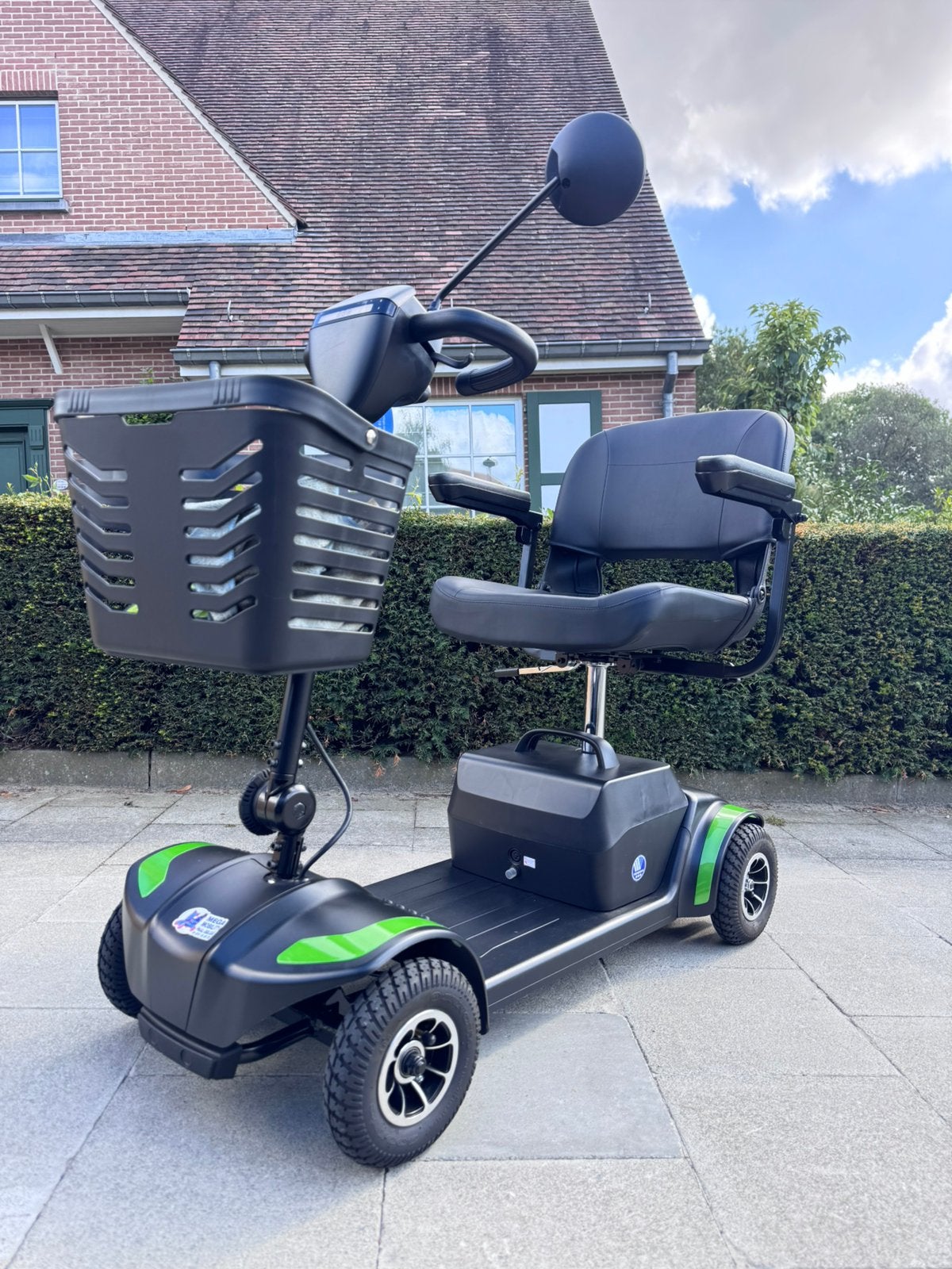 Scootmobiel Vermeiren One Air + – Autonomie de 30 km, Enlèvement ou Envoi, Pliant, Comme neuf, Fauteuil roulant électrique