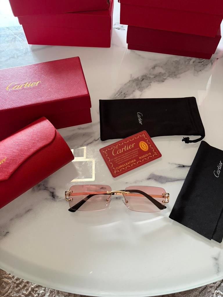 Lunettes Cartier, Bijoux, Sacs & Beauté, Lunettes de Soleil & Lunettes | Hommes, Enlèvement ou Envoi, Comme neuf, Rouge, Lunettes