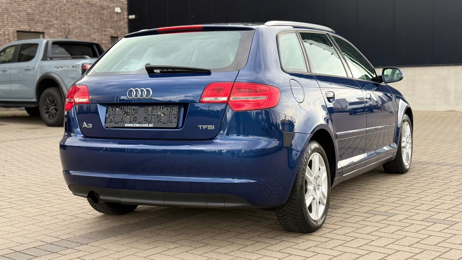 AUDI A3 - ESSENCE - 2013 - 175.000 KM - MANUELLE, Autos, 1197 cm³, Euro 5, Achat, Boîte manuelle