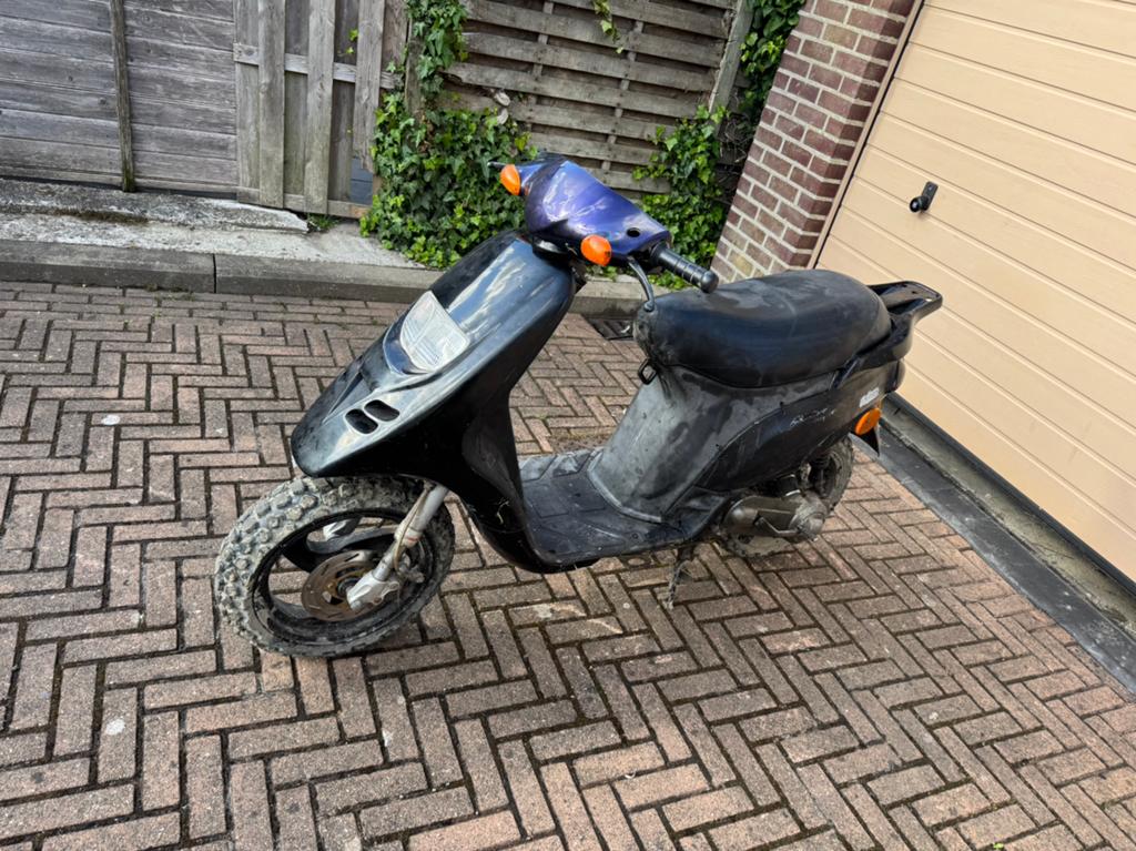 Typhoon zonder paiper 70cc, Ophalen