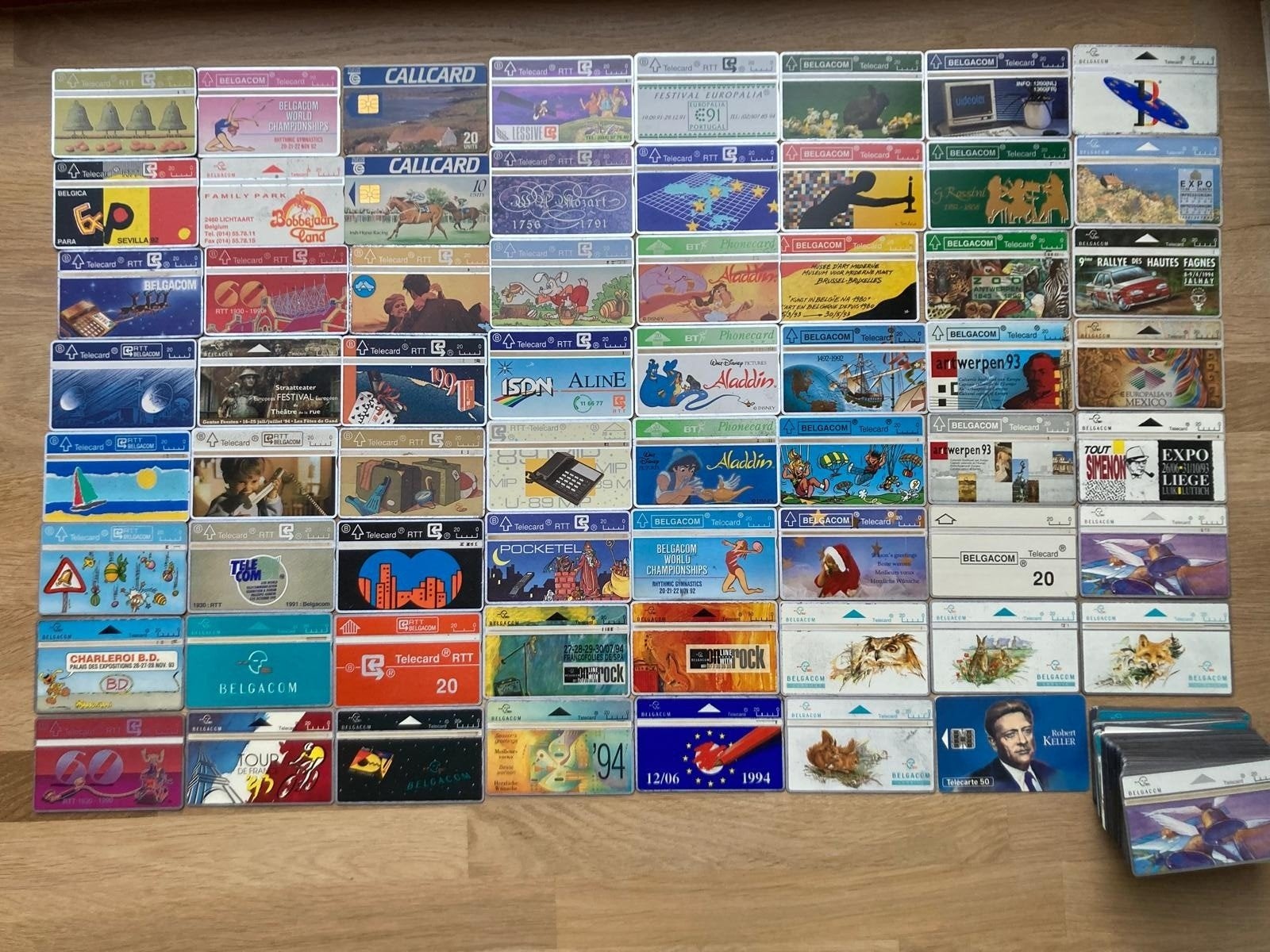 116 Telecartes Belgacom (cartes téléphoniques 1990)