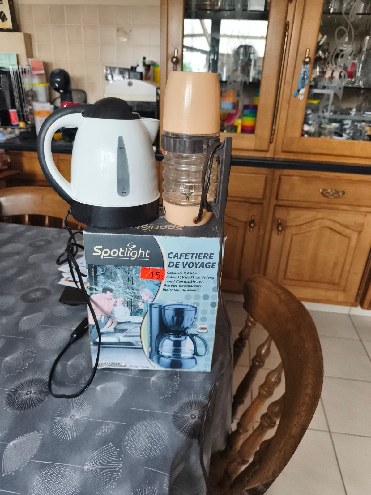 Koffie zet +  2 waterkokers voor auto, Animaux & Accessoires, Reptiles & Amphibiens | Accessoires, Enlèvement