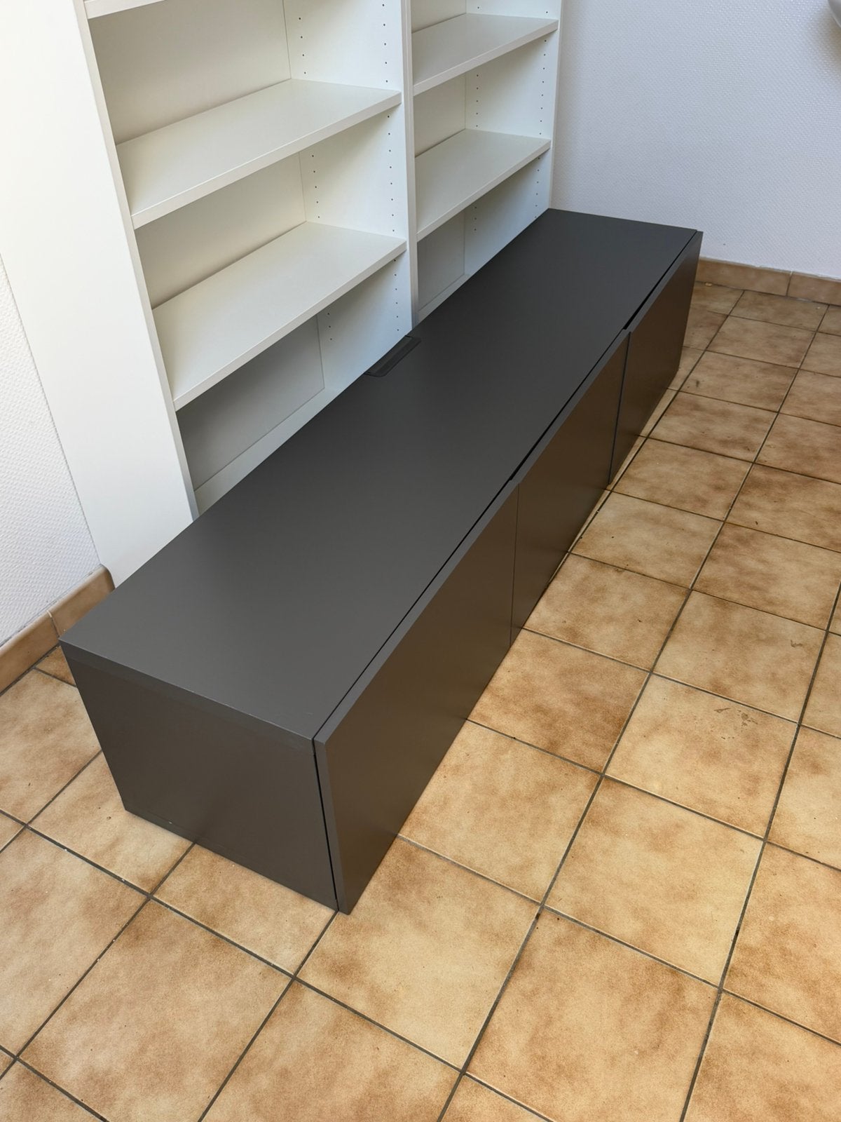 Meuble tv IKEA besta gris, Maison & Meubles, Enlèvement ou Envoi, Comme neuf